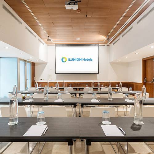 Contacto Hotel ILUNION Málaga Contacto Hotel ILUNION Málaga